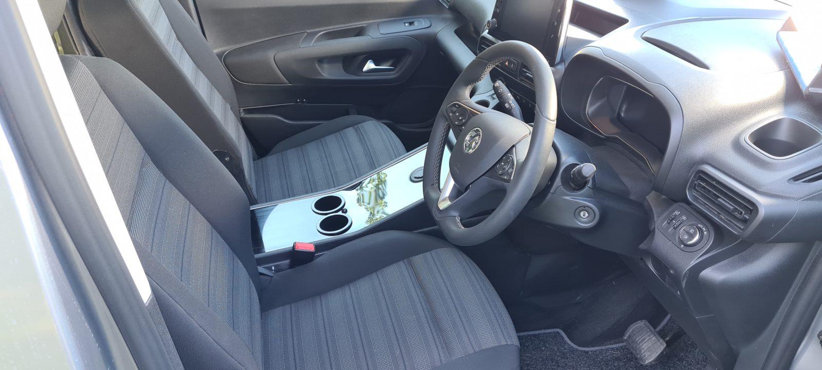 Vikenze III-e parked