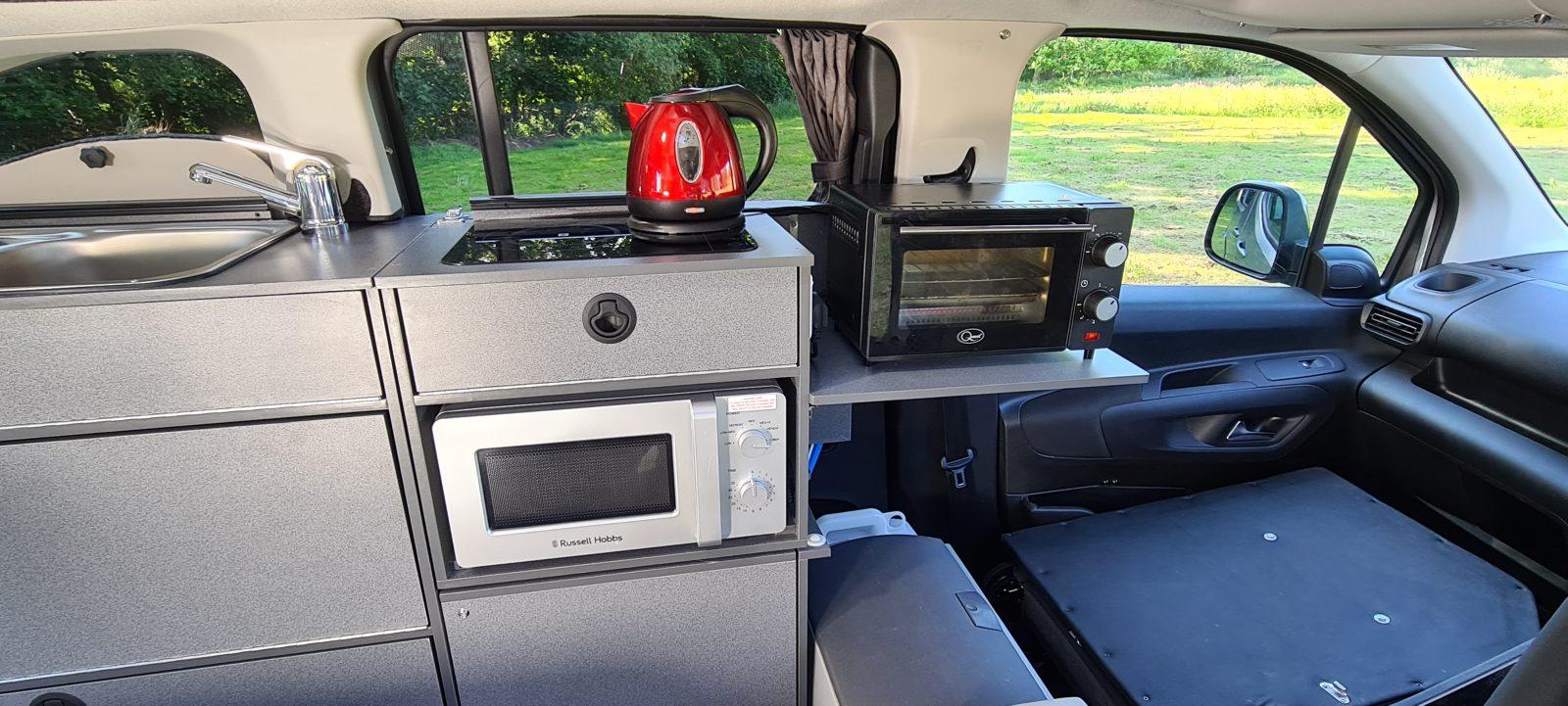 Vikenze III-e interior detail