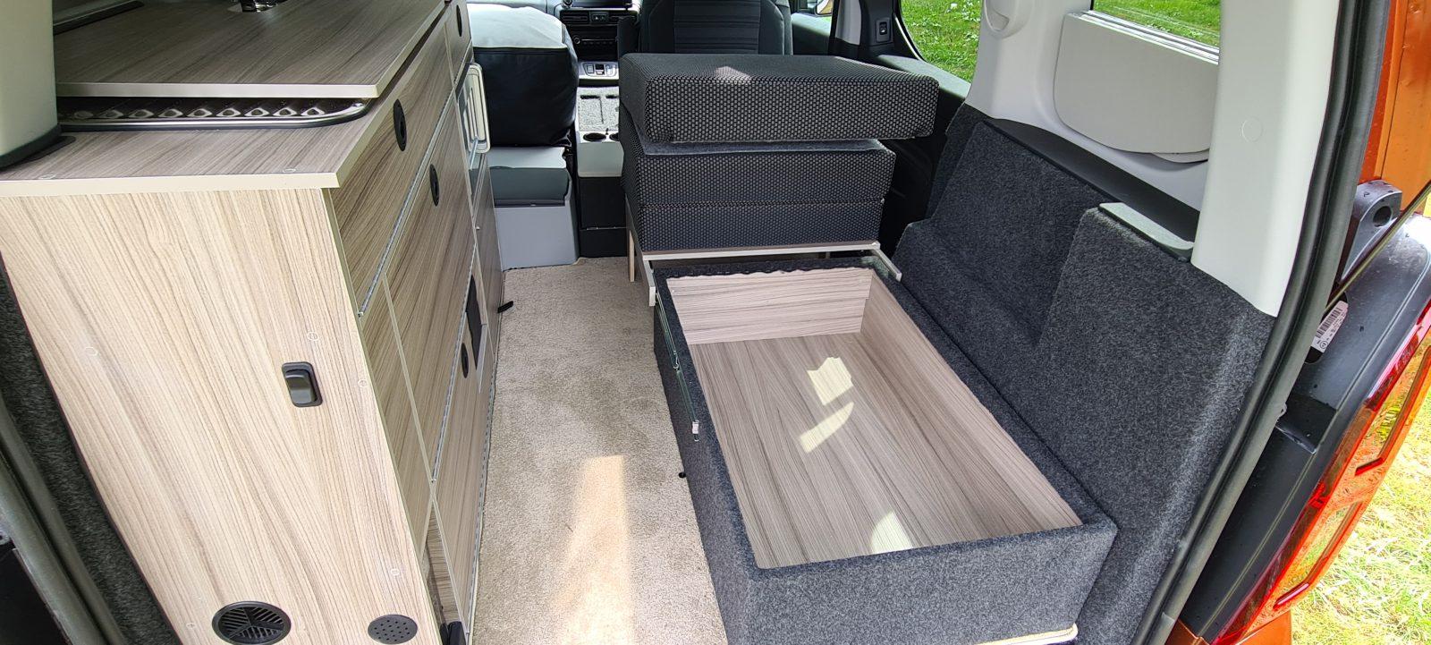 Vikenze III-e lakeside