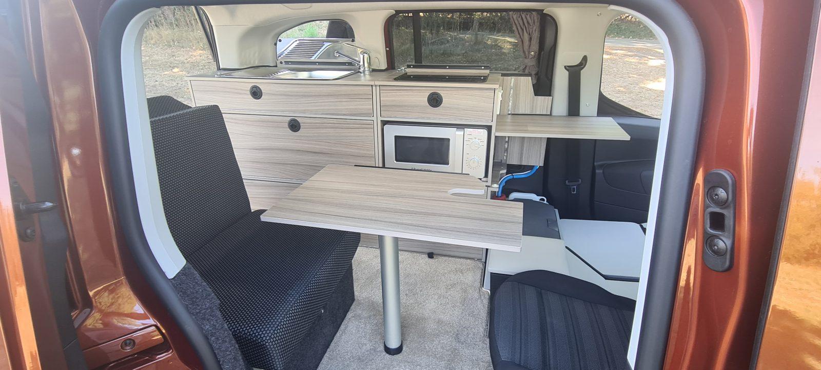 Vikenze III-e at show